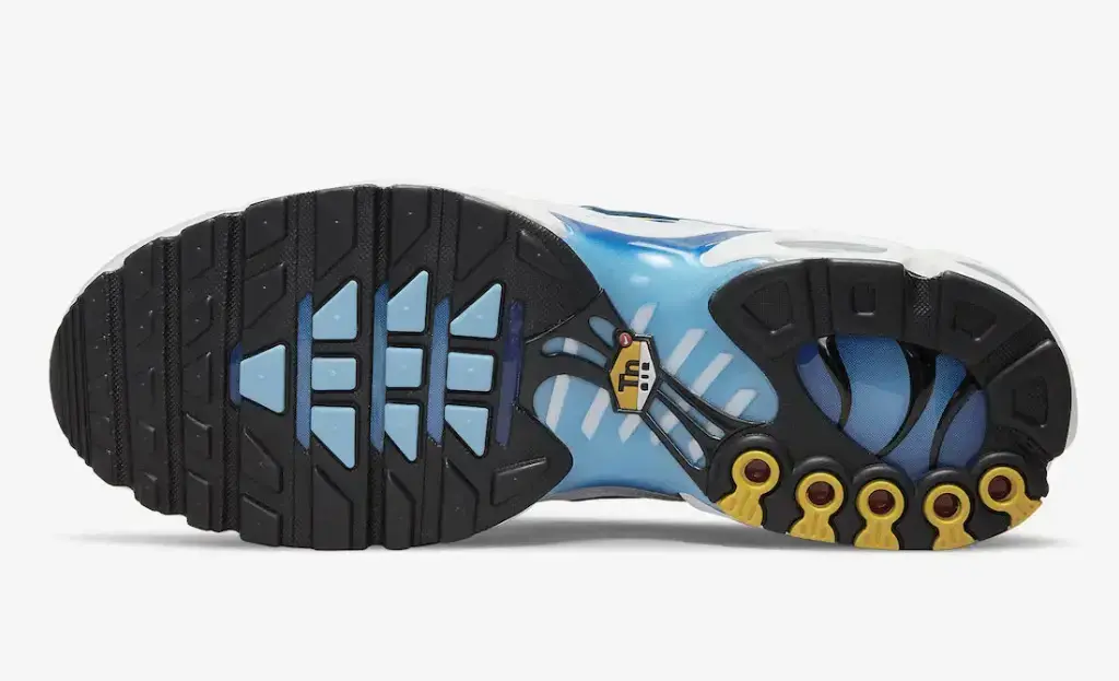 preview-nike-air-max-plus-spray-paint-swoosh-dx8962-100-pic07.jpeg.webp