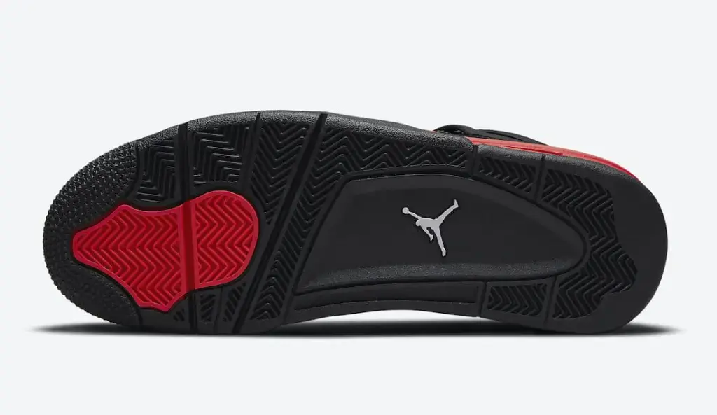 air-jordan-4-red-thunder-ct8527-016-06.webp